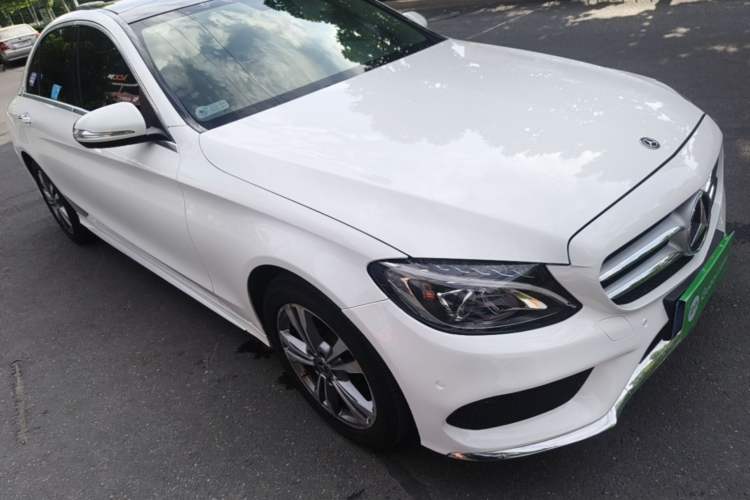 Used Mercedes-Benz C-Class 2018 C 200 L Sport Edition Front Right 45 Deg