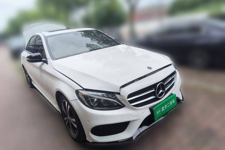 Used Mercedes-Benz C-Class 2018 C 200 Sport Edition Front Right 45 Deg