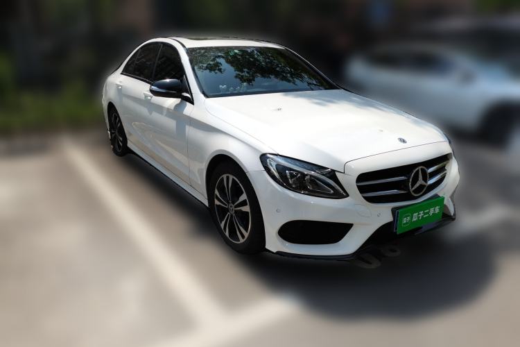 Used Mercedes-Benz C-Class 2018 C 200 Sport Edition Front Right 45 Deg