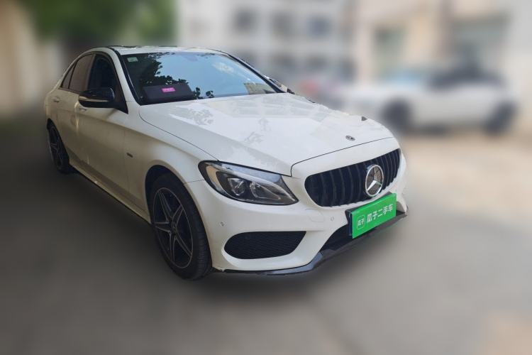 Used Mercedes-Benz C-Class 2018 C 200 Achievement Special Edition Front Right 45 Deg