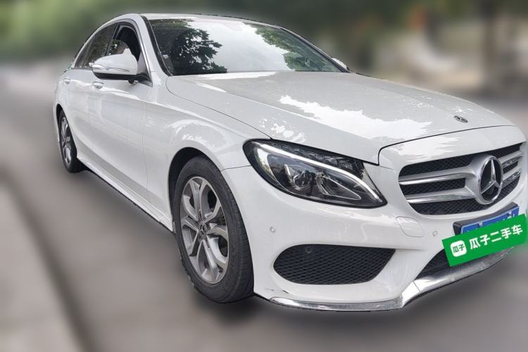 Used Mercedes-Benz C-Class 2018 C 180 L Fashion Edition Sport Version Front Right 45 Deg
