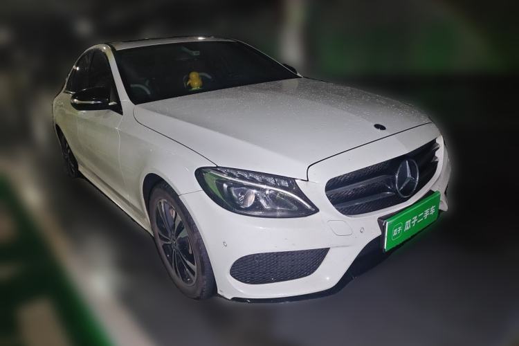 Used Mercedes-Benz C-Class 2018 C 200 Sport Edition Front Right 45 Deg