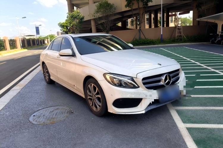 Used Mercedes-Benz C-Class 2018 C 180 L Fashion Edition Sport Version Front Right 45 Deg