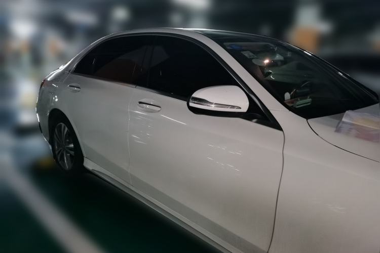 Used Mercedes-Benz C-Class 2018 C 200 L Sport Edition Front Right 45 Deg
