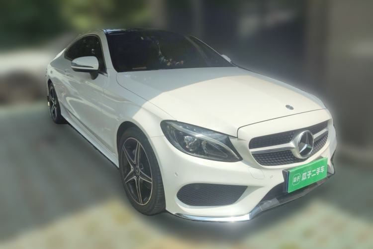 Used Mercedes-Benz C-Class 2018 C 200 Coupe Front Right 45 Deg
