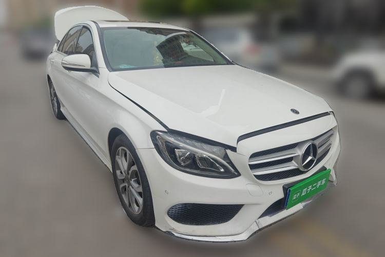 Used Mercedes-Benz C-Class 2018 C 180 L Fashion Edition Sport Version Front Right 45 Deg