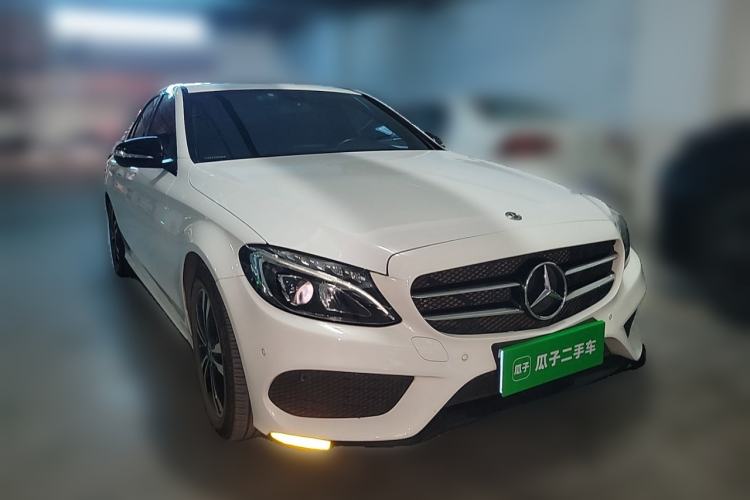 Used Mercedes-Benz C-Class 2018 C 200 Sport Edition Front Right 45 Deg