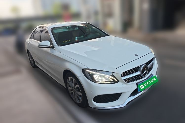 Used Mercedes-Benz C-Class 2018 C 180 L Fashion Edition Sport Version Front Right 45 Deg