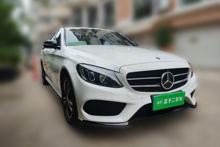 Used Mercedes-Benz C-Class 2018 C 200 Sport Edition Front Right 45 Deg