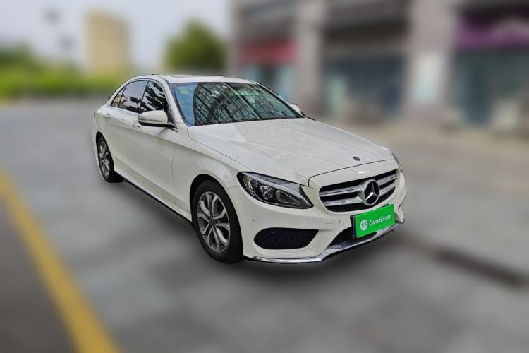 Used Mercedes-Benz C-Class 2018 C 180 L Fashion Edition Sport Version Front Right 45 Deg
