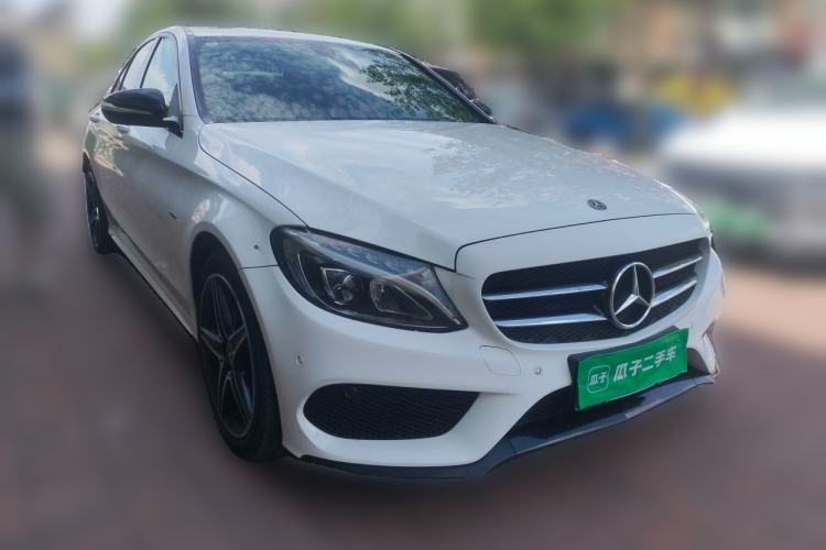 Used Mercedes-Benz C-Class 2018 C 200 Achievement Special Edition Front Right 45 Deg