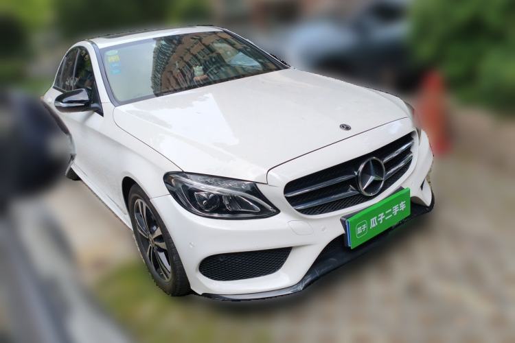Used Mercedes-Benz C-Class 2018 C 200 Sport Edition Front Right 45 Deg