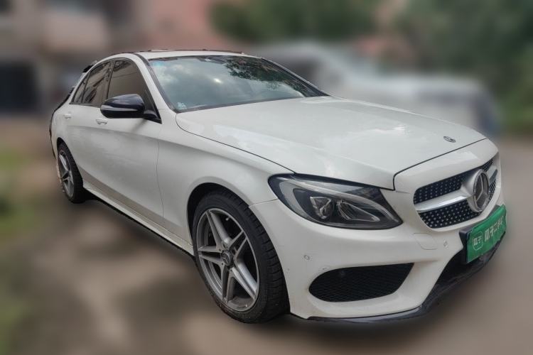 Used Mercedes-Benz C-Class 2018 C 200 Sport Edition Front Right 45 Deg