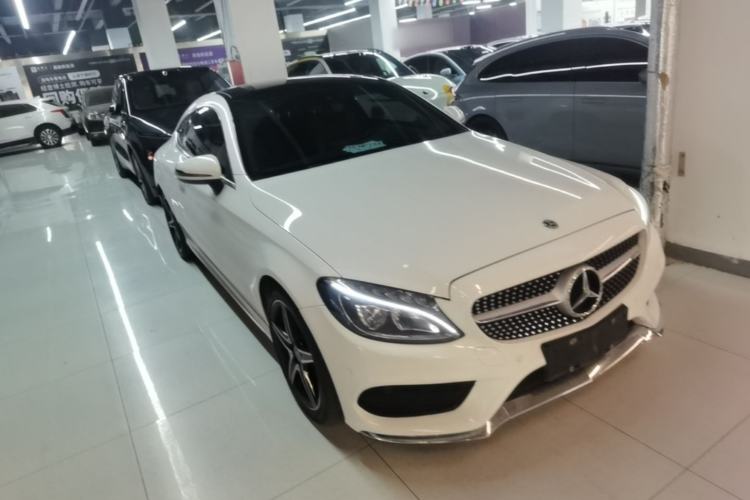 Used Mercedes-Benz C-Class 2018 C 200 Coupe Front Right 45 Deg