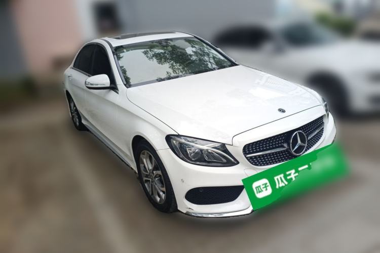 Used Mercedes-Benz C-Class 2018 C 180 L Fashion Edition Sport Version Front Right 45 Deg