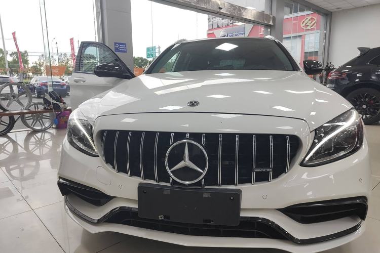 Used Mercedes-Benz C-Class 2018 C 200 Estate Front