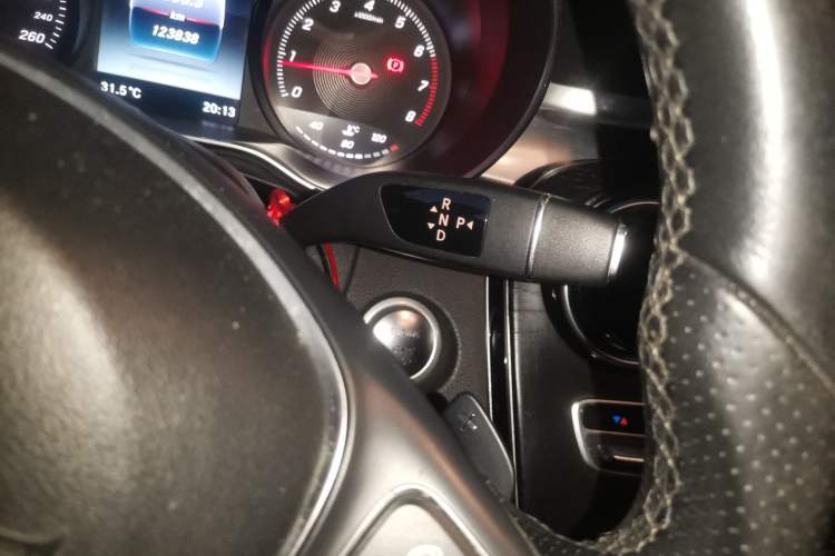 Used Mercedes-Benz C-Class 2018 C 200 L Sport Edition Gear Lever