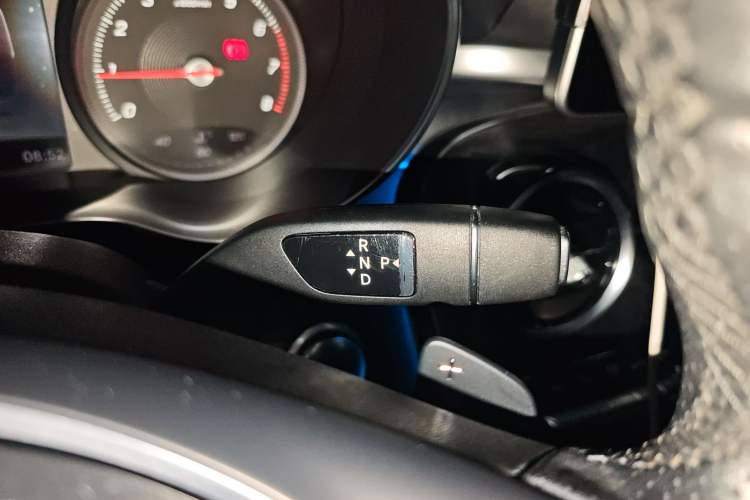 Used Mercedes-Benz C-Class 2018 C 200 L Sport Edition Gear Lever