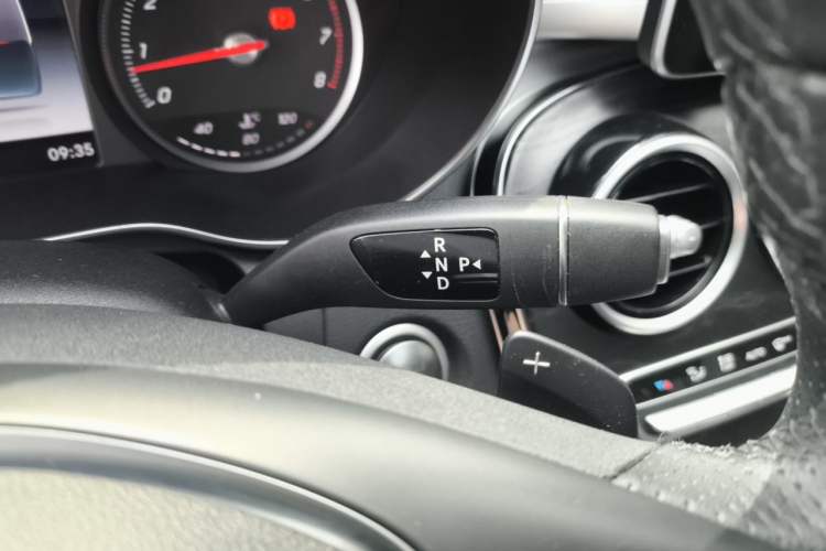 Used Mercedes-Benz C-Class 2018 C 200 L Sport Edition Gear Lever