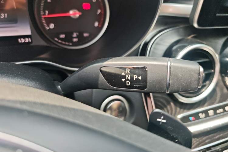 Used Mercedes-Benz C-Class 2018 C 200 L Sport Edition Gear Lever