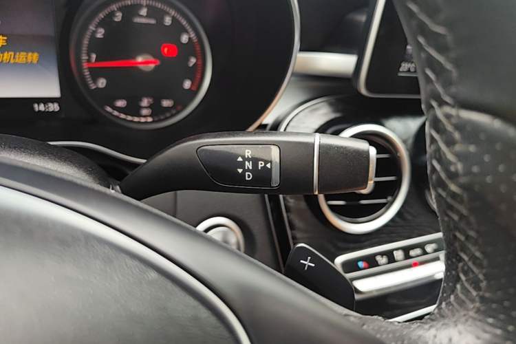 Used Mercedes-Benz C-Class 2018 C 200 L Sport Edition Achievement Special Edition Gear Lever