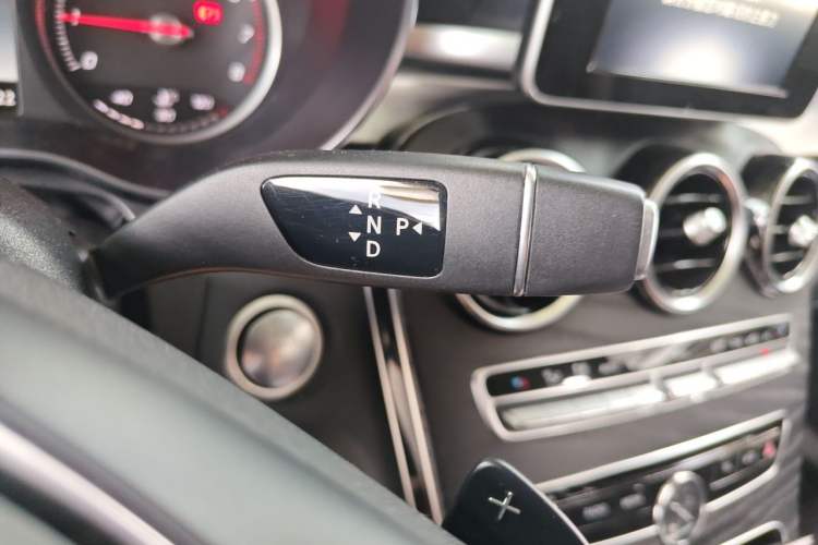 Used Mercedes-Benz C-Class 2018 C 200 L Sport Edition Gear Lever