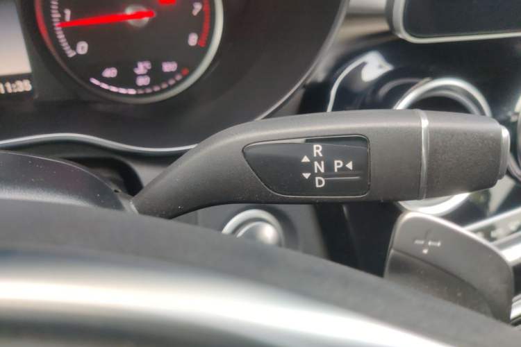 Used Mercedes-Benz C-Class 2018 C 200 Coupe Gear Lever
