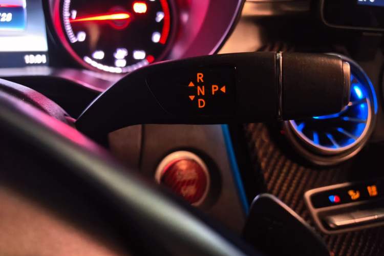 Used Mercedes-Benz C-Class 2018 C 200 Sport Edition Gear Lever