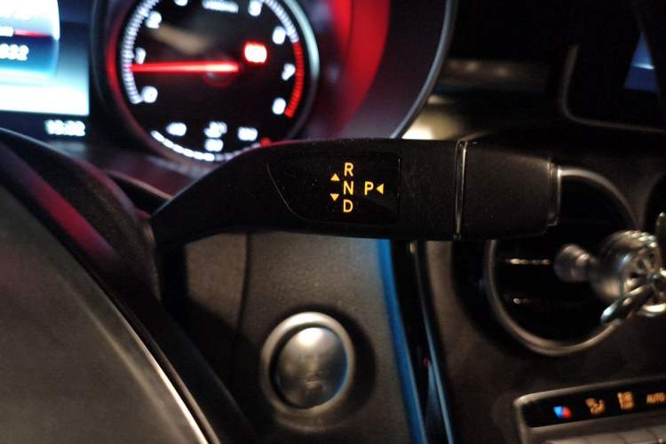 Used Mercedes-Benz C-Class 2018 C 200 L Sport Edition Gear Lever