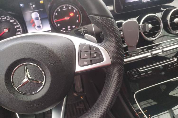 Used Mercedes-Benz C-Class 2018 C 200 Sport Edition Gear Lever