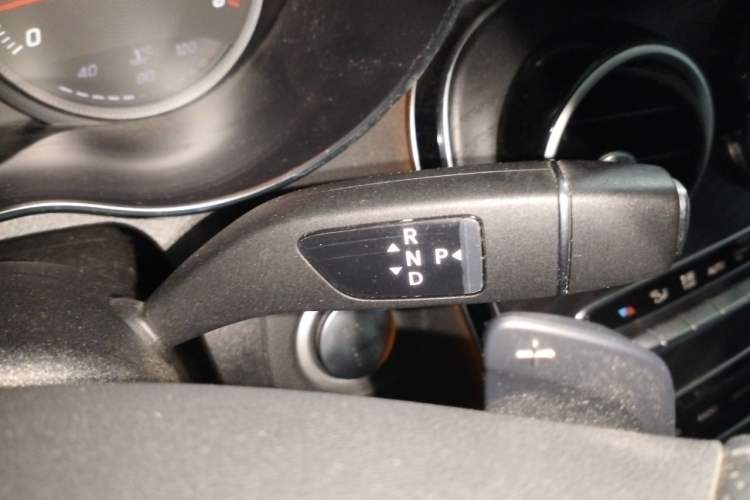Used Mercedes-Benz C-Class 2018 C 200 L Sport Edition Gear Lever