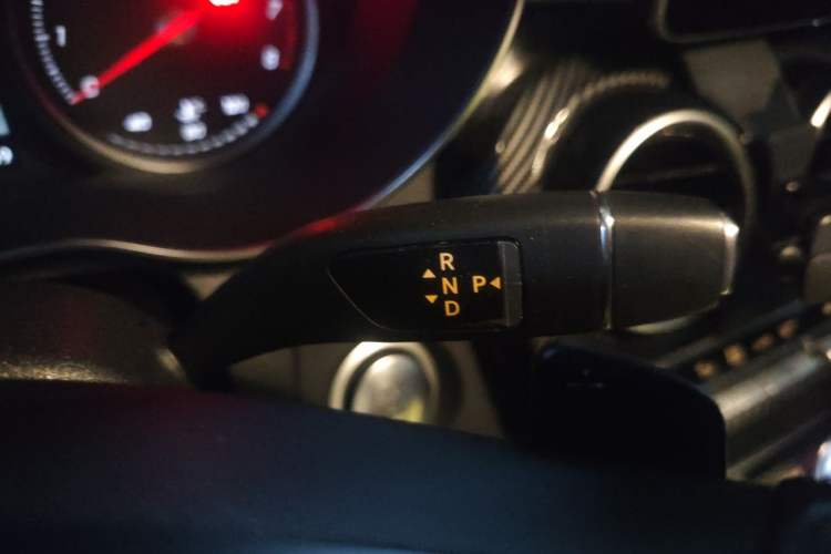 Used Mercedes-Benz C-Class 2018 C 200 L Sport Edition Gear Lever