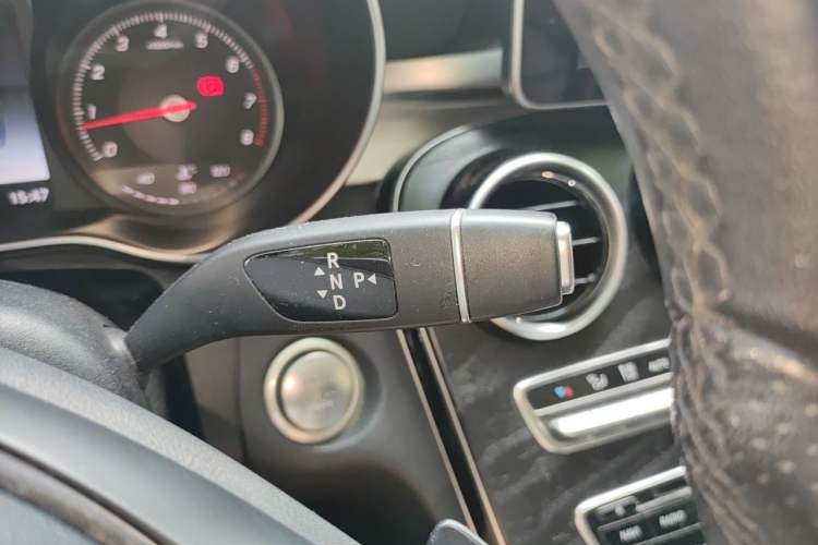 Used Mercedes-Benz C-Class 2018 C 200 L Sport Edition Gear Lever