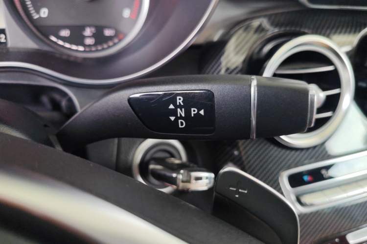 Used Mercedes-Benz C-Class 2018 C 200 Coupe Gear Lever
