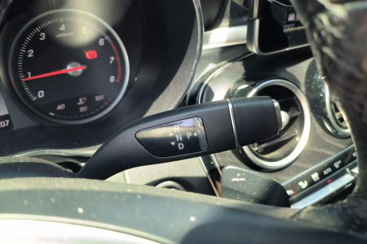 Used Mercedes-Benz C-Class 2018 C 200 L Sport Edition Achievement Special Edition Gear Lever
