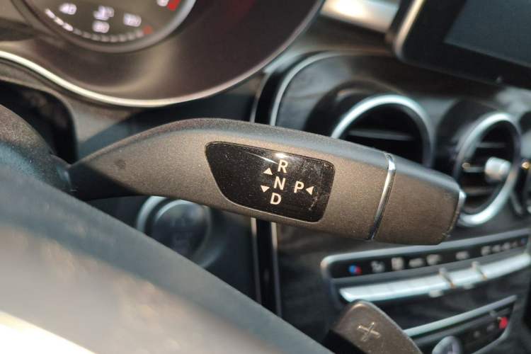 Used Mercedes-Benz C-Class 2018 C 200 L Sport Edition Gear Lever