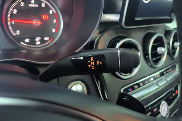 Used Mercedes-Benz C-Class 2018 C 200 L Sport Edition Gear Lever