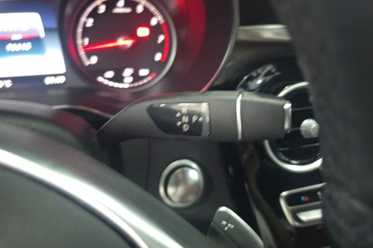 Used Mercedes-Benz C-Class 2018 C 200 Achievement Special Edition Gear Lever