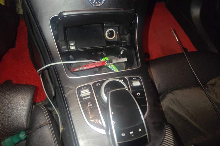 Used Mercedes-Benz C-Class 2018 C 200 L Sport Edition Achievement Special Edition Gear Lever