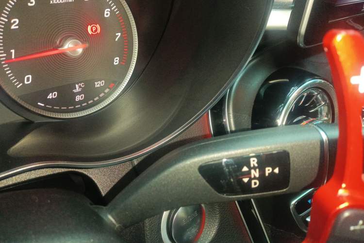 Used Mercedes-Benz C-Class 2018 C 200 L Sport Edition Gear Lever