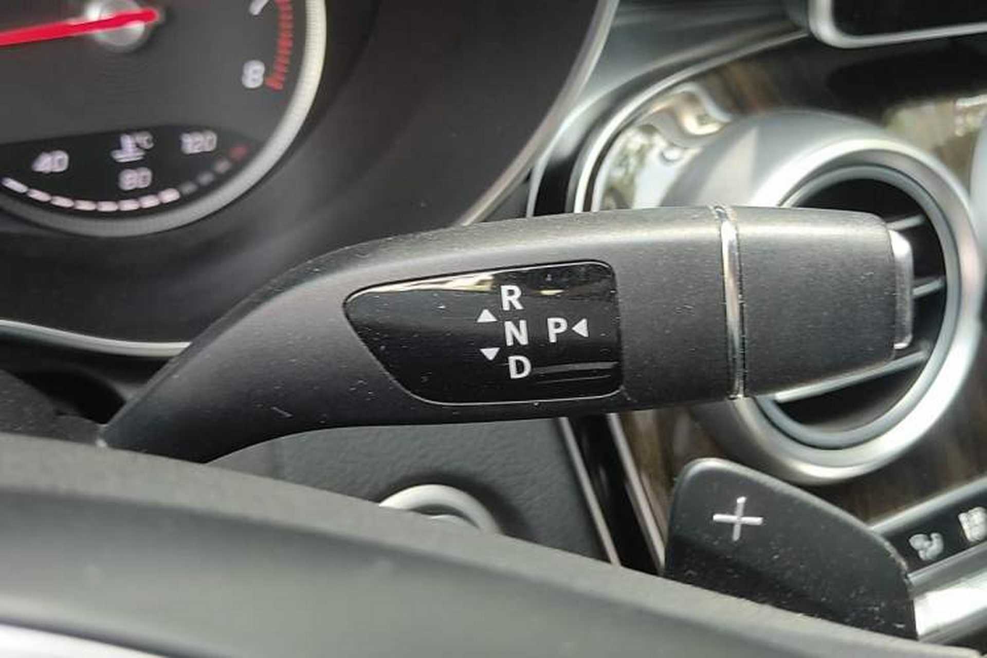 Used Mercedes-Benz C-Class 2018 C 200 L Gear Lever