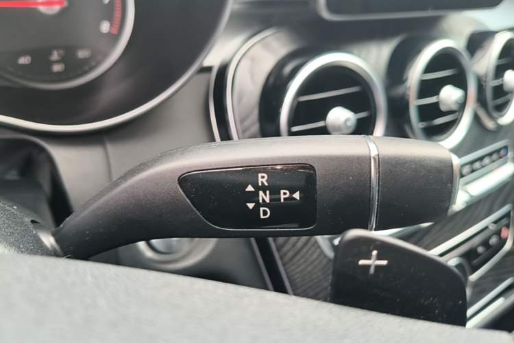 Used Mercedes-Benz C-Class 2018 C 180 L Dynamic Sports Edition Gear Lever