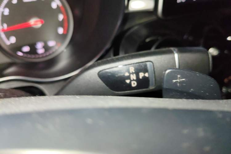 Used Mercedes-Benz C-Class 2018 C 200 L Sport Edition Gear Lever