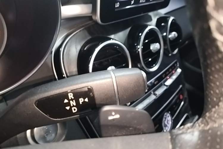 Used Mercedes-Benz C-Class 2018 C 200 L Sport Edition Gear Lever