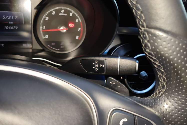 Used Mercedes-Benz C-Class 2018 C 180 L Fashion Edition Sport Version Gear Lever