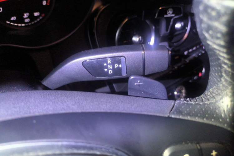 Used Mercedes-Benz C-Class 2018 C 200 L Sport Edition Gear Lever