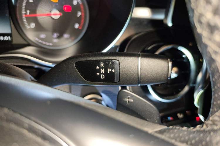 Used Mercedes-Benz C-Class 2018 C 200 L Sport Edition Achievement Special Edition Gear Lever