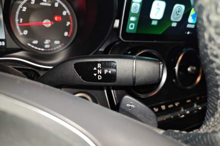 Used Mercedes-Benz C-Class 2018 C 200 L Sport Edition Gear Lever
