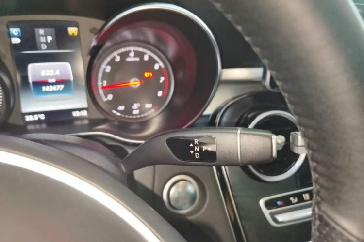 Used Mercedes-Benz C-Class 2018 C 200 L 4MATIC Sport Edition Gear Lever