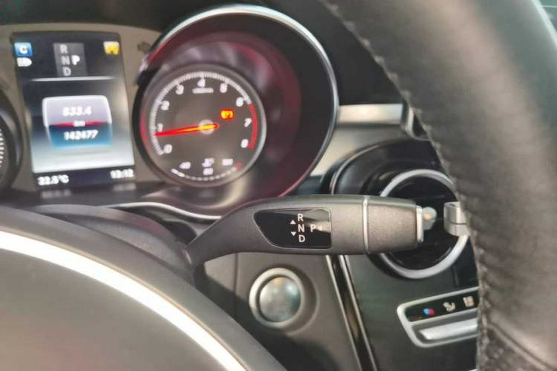 Used Mercedes-Benz C-Class 2018 C 200 L 4MATIC Sport Edition Gear Lever